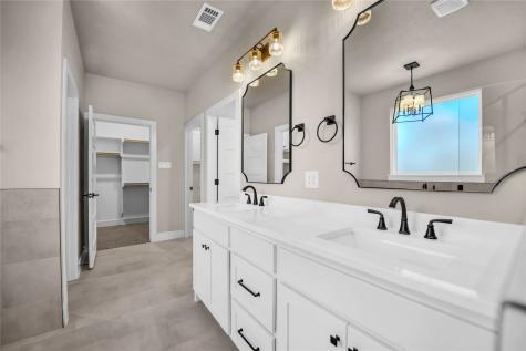 1064 Arbor Vista Drive Azle TX 76020