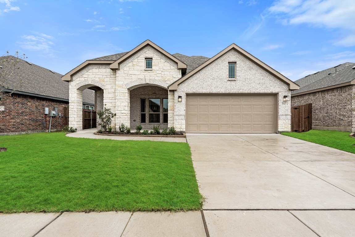 3921 Holly Springs Lane Kaufman TX 75142