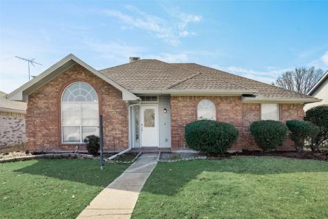 2306 Knighthood Lane Garland TX 75044