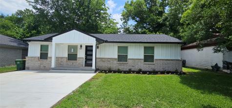 614 E Farmers Road Seagoville TX 75159
