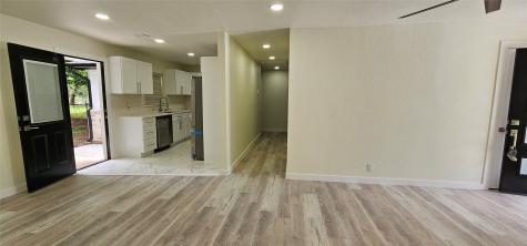 614 E Farmers Road Seagoville TX 75159