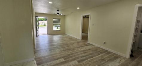 614 E Farmers Road Seagoville TX 75159