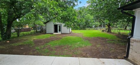 614 E Farmers Road Seagoville TX 75159