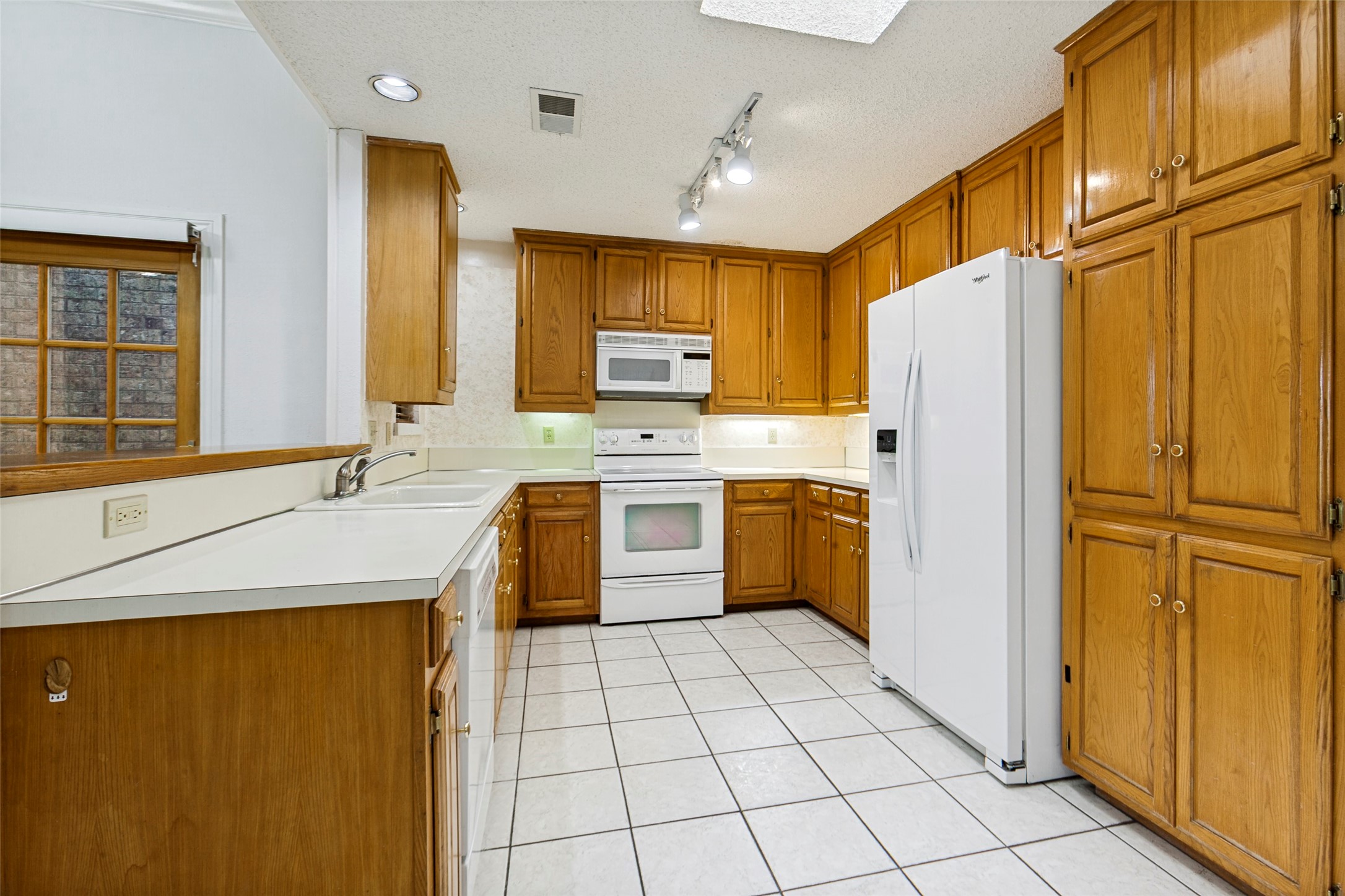 2713 Laurel Oaks Drive Garland TX 75044