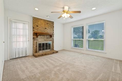 2713 Laurel Oaks Drive Garland TX 75044