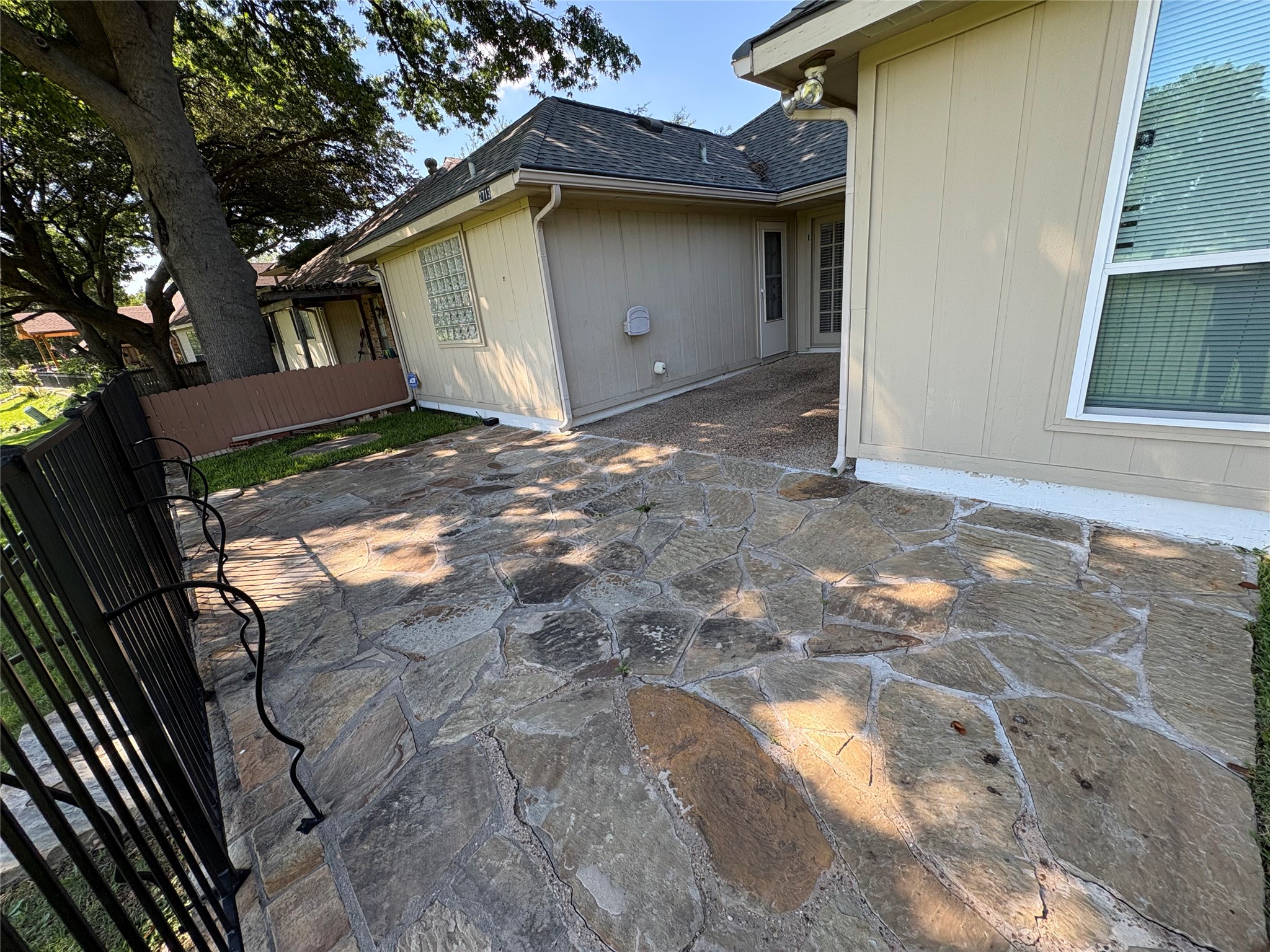 2713 Laurel Oaks Drive Garland TX 75044