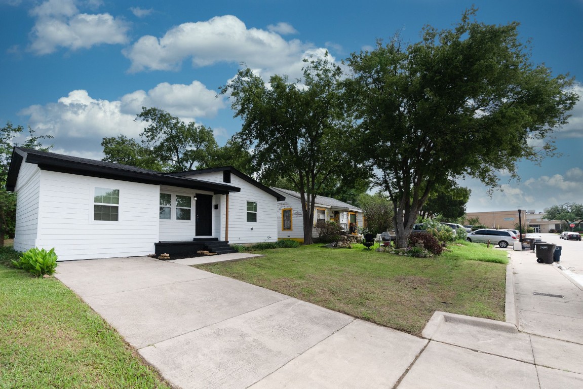 1105 Judd Street Fort Worth TX 76104
