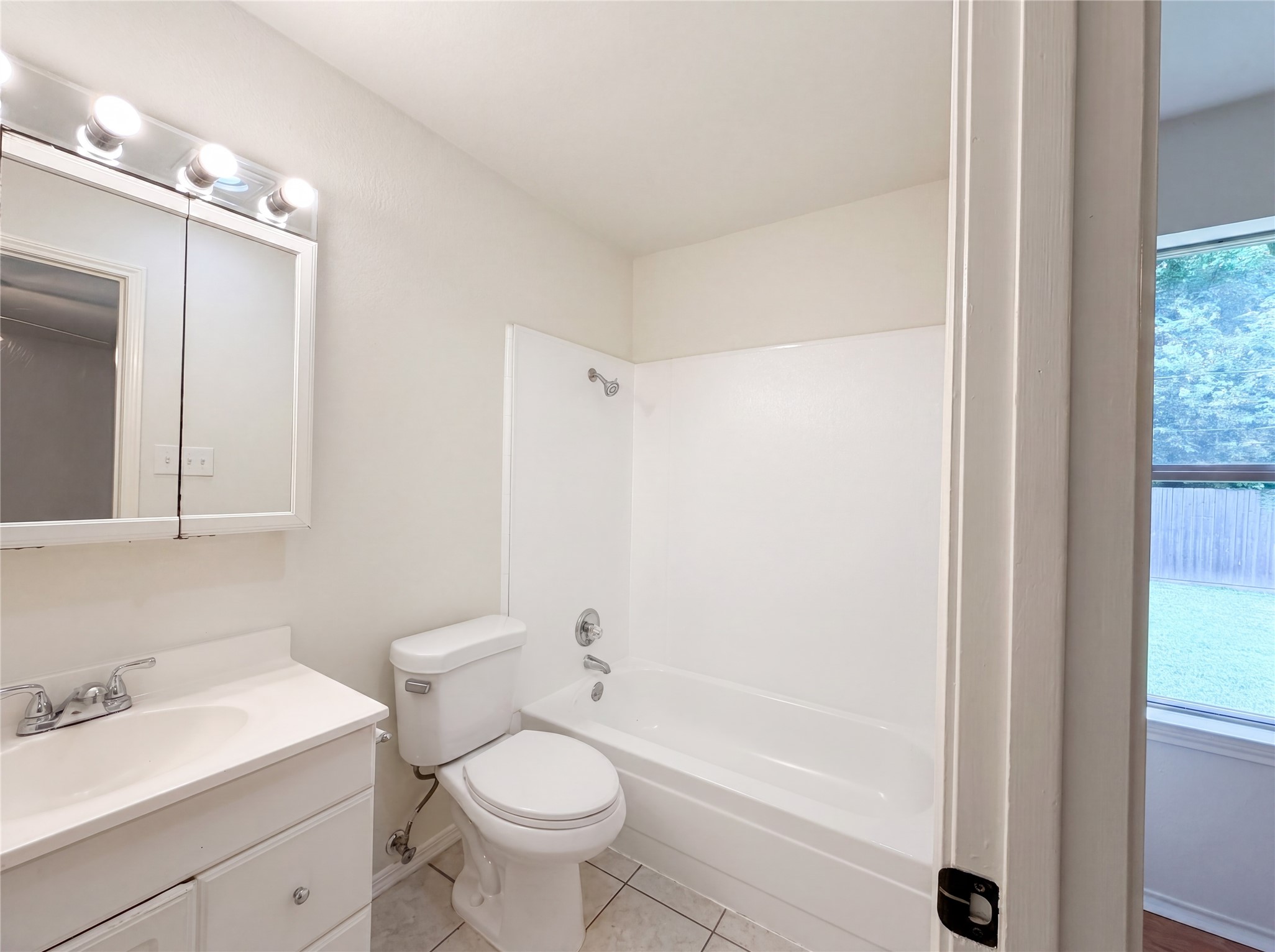 6505 Big Springs Drive Arlington TX 76001