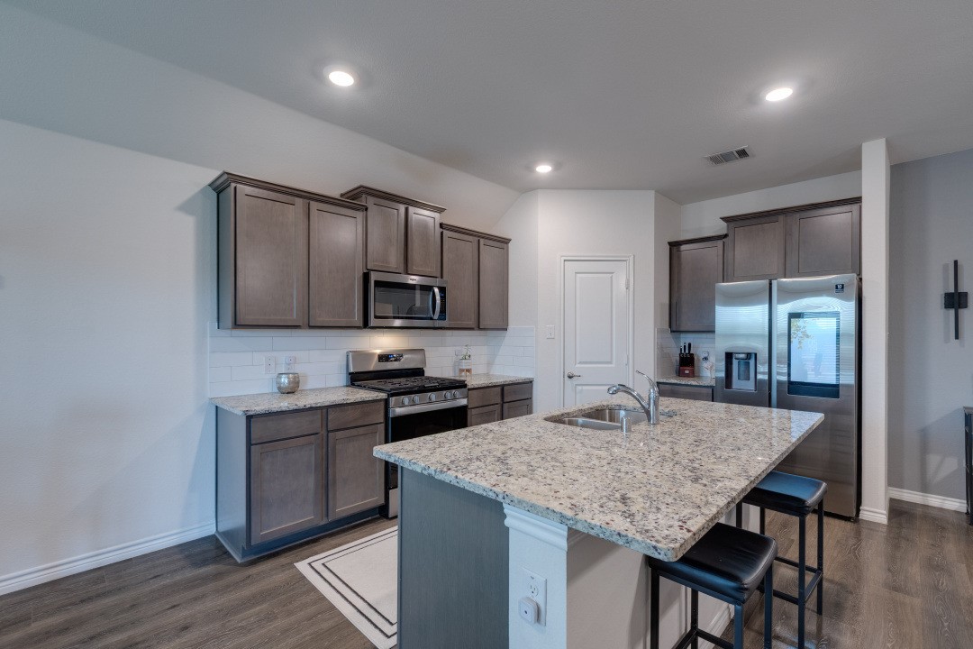 1009 Branding Iron Lane Princeton TX 75407