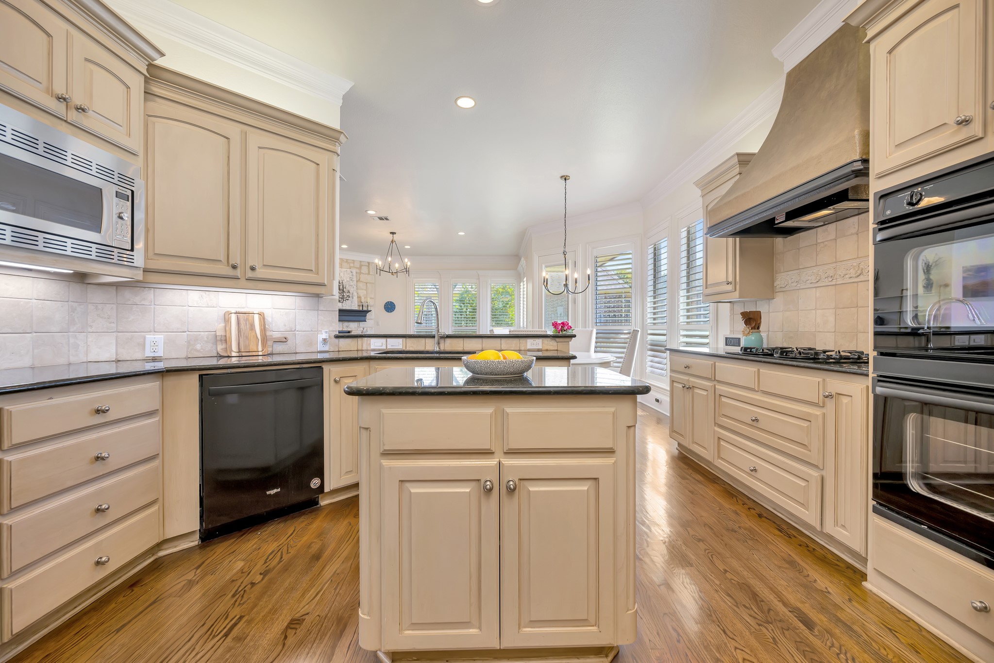 221 Versailles Lane Keller TX 76248