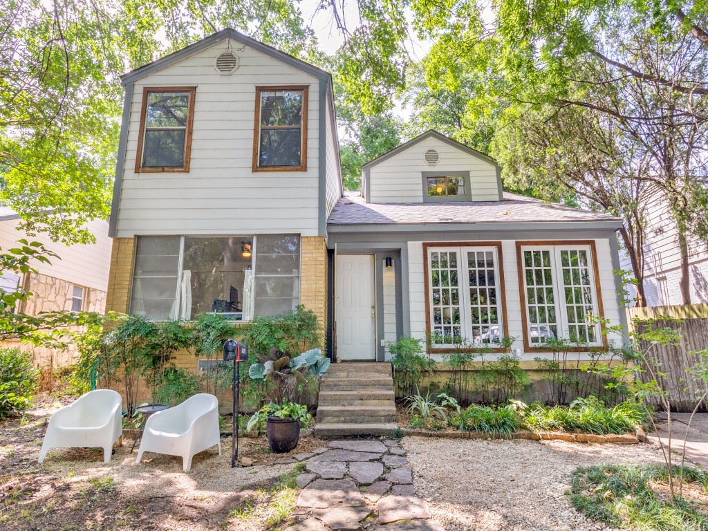 6823 E Grand Avenue Dallas TX 75223