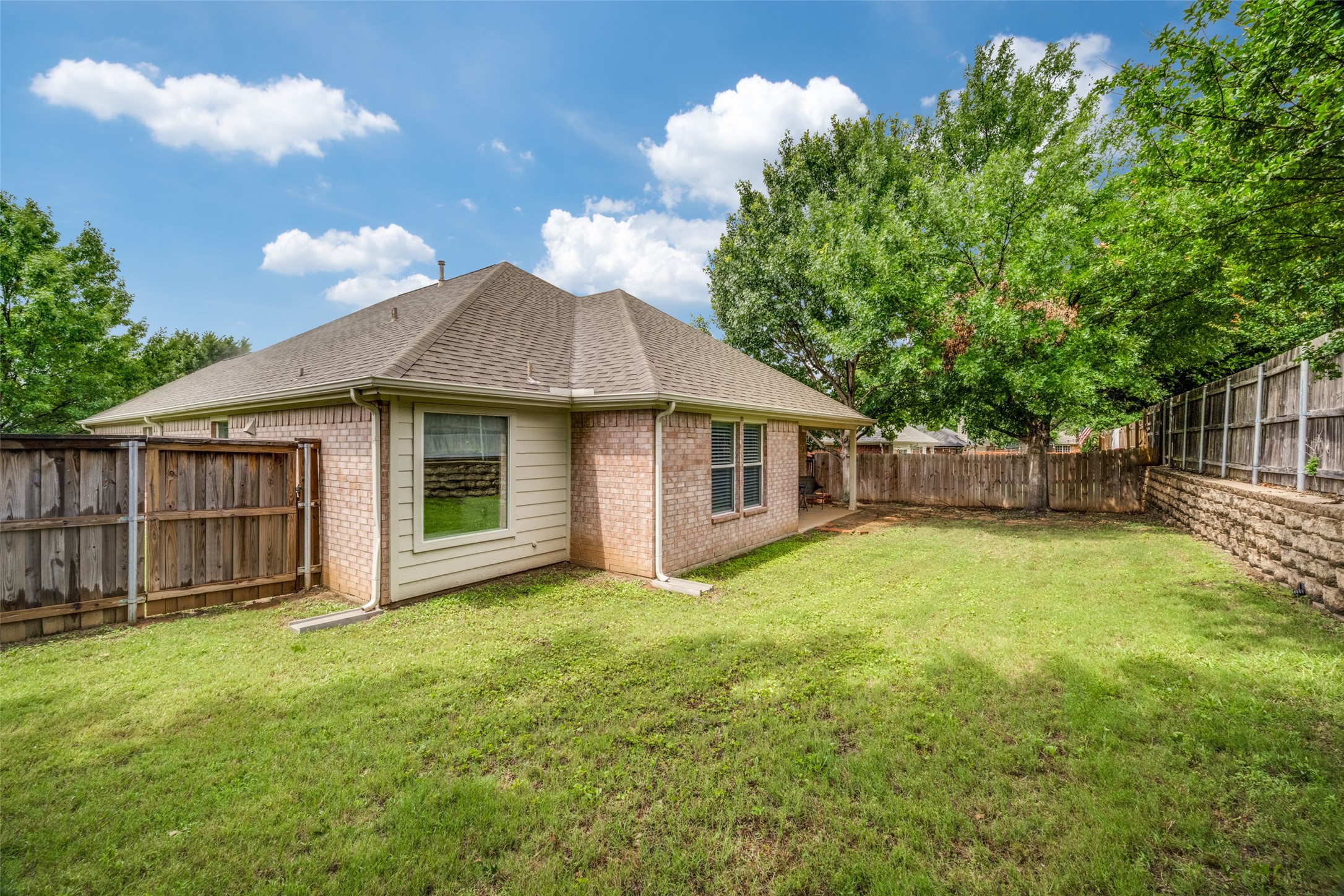 3901 Luck Hole Drive Denton TX 76210