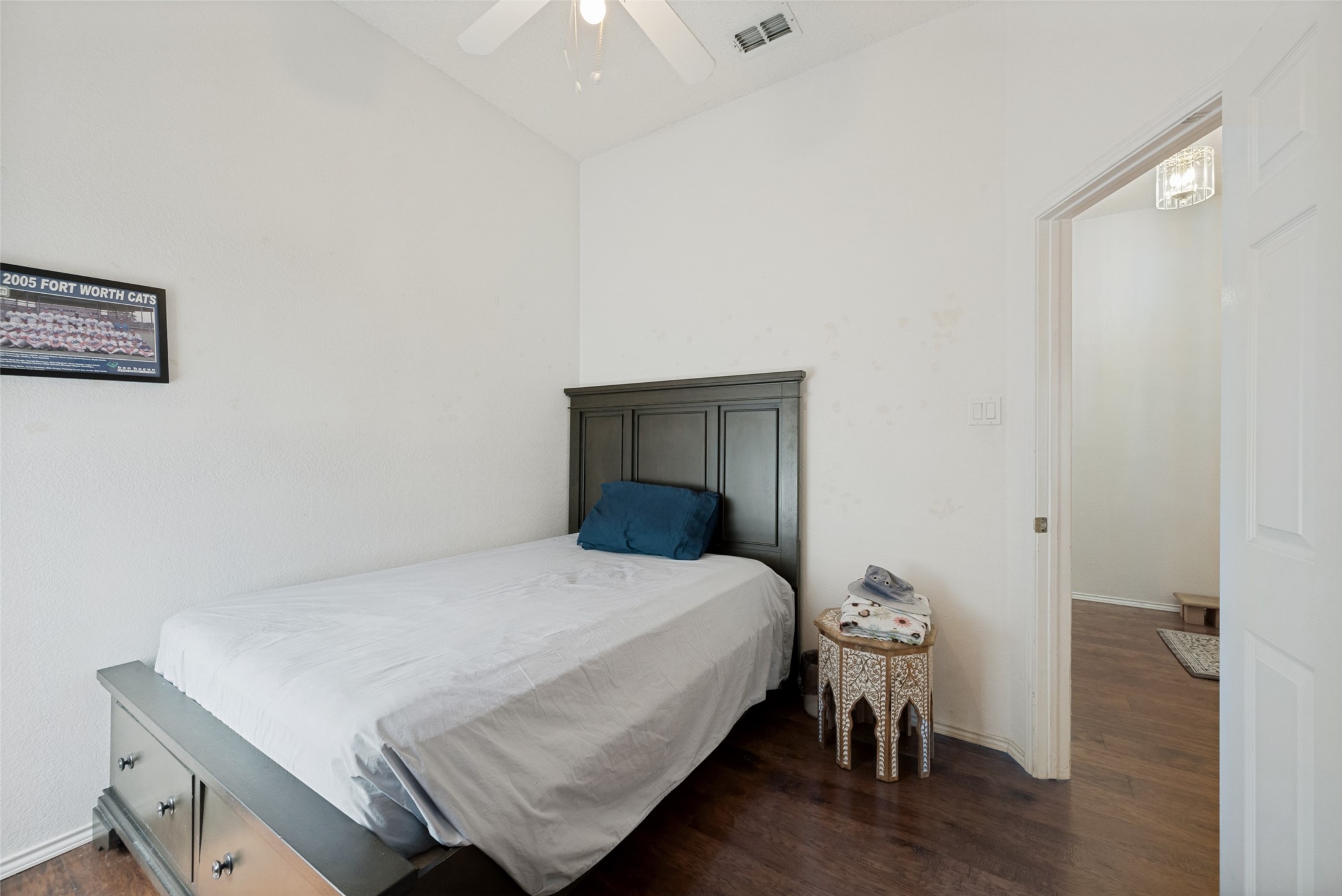 1825 Yorkshire Street Fort Worth TX 76134