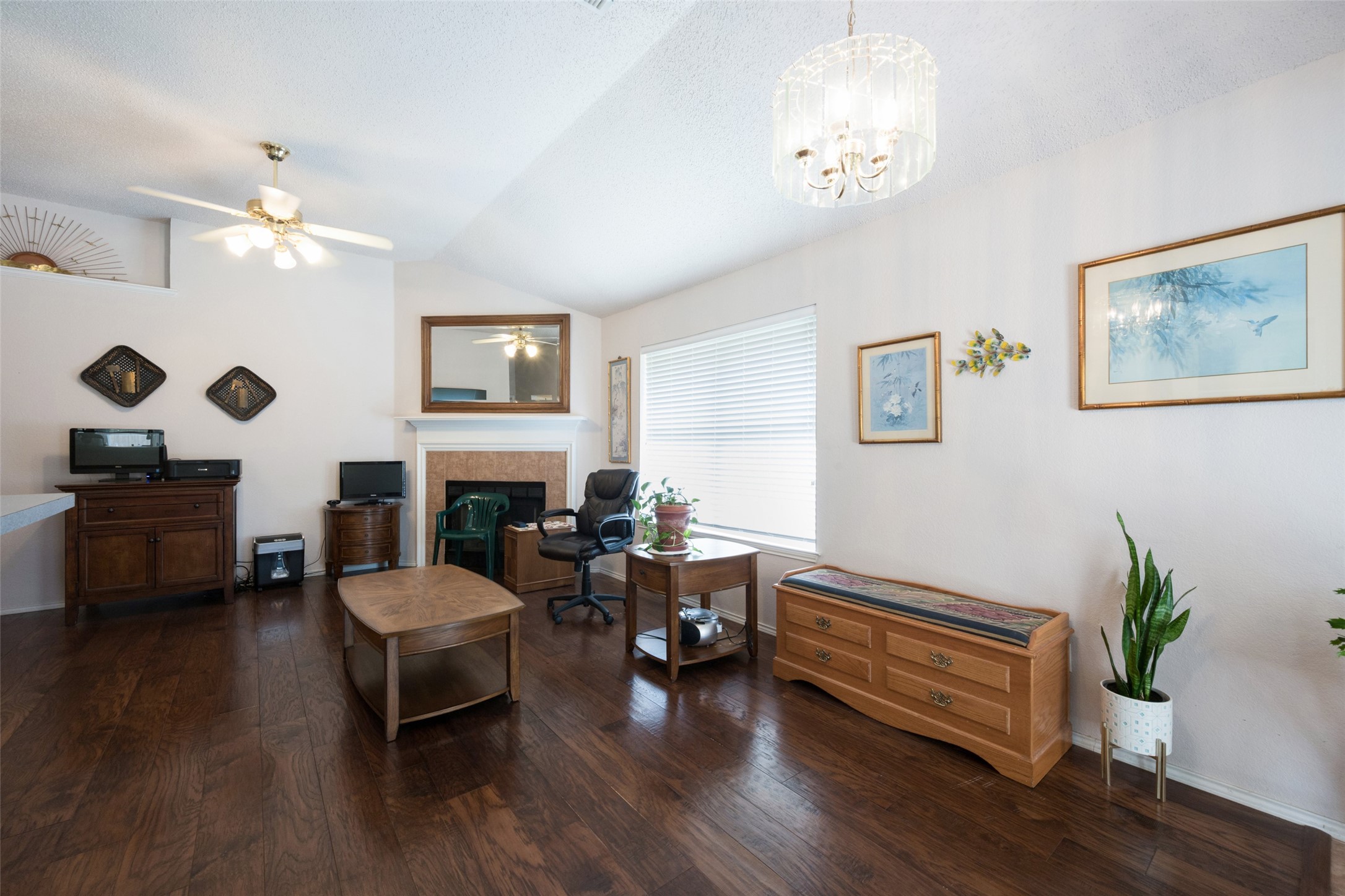 1825 Yorkshire Street Fort Worth TX 76134
