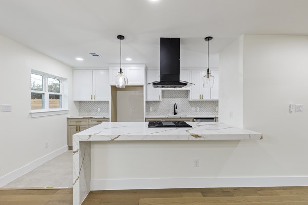 4633 Lynnacre Drive Dallas TX 75211