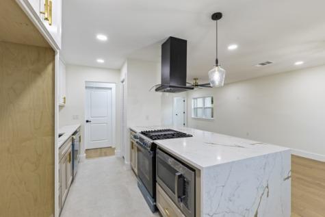 4633 Lynnacre Drive Dallas TX 75211
