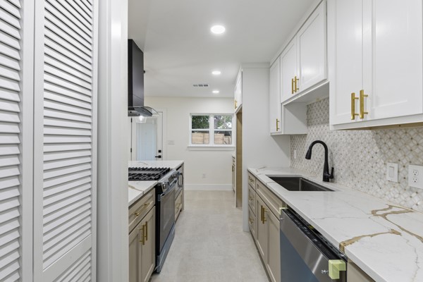 4633 Lynnacre Drive Dallas TX 75211