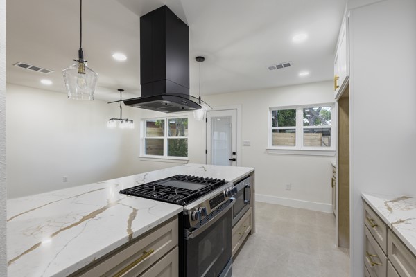 4633 Lynnacre Drive Dallas TX 75211