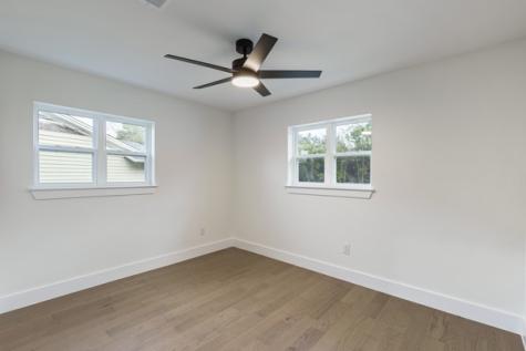 4633 Lynnacre Drive Dallas TX 75211