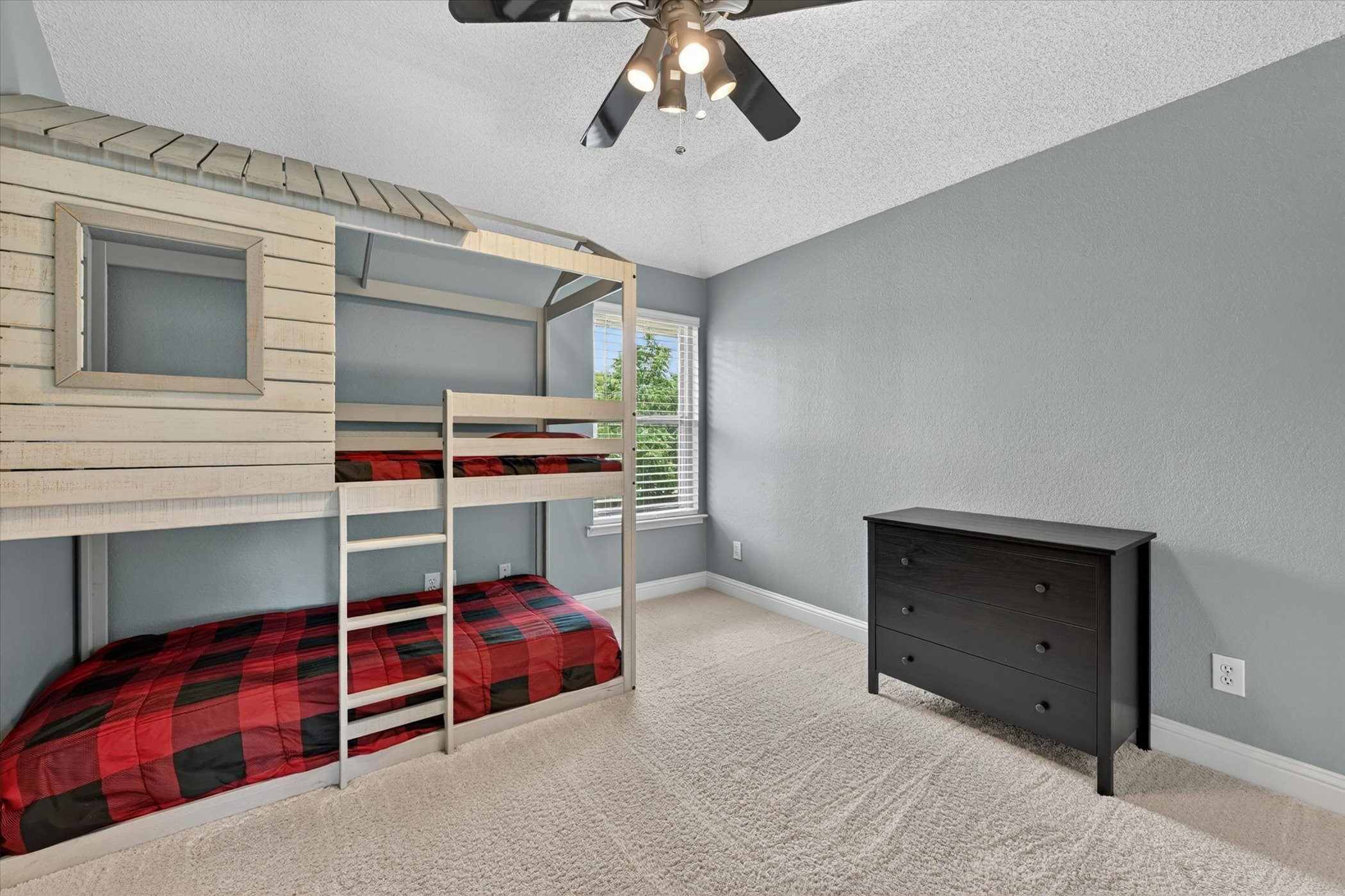 817 Sterling Court Allen TX 75002