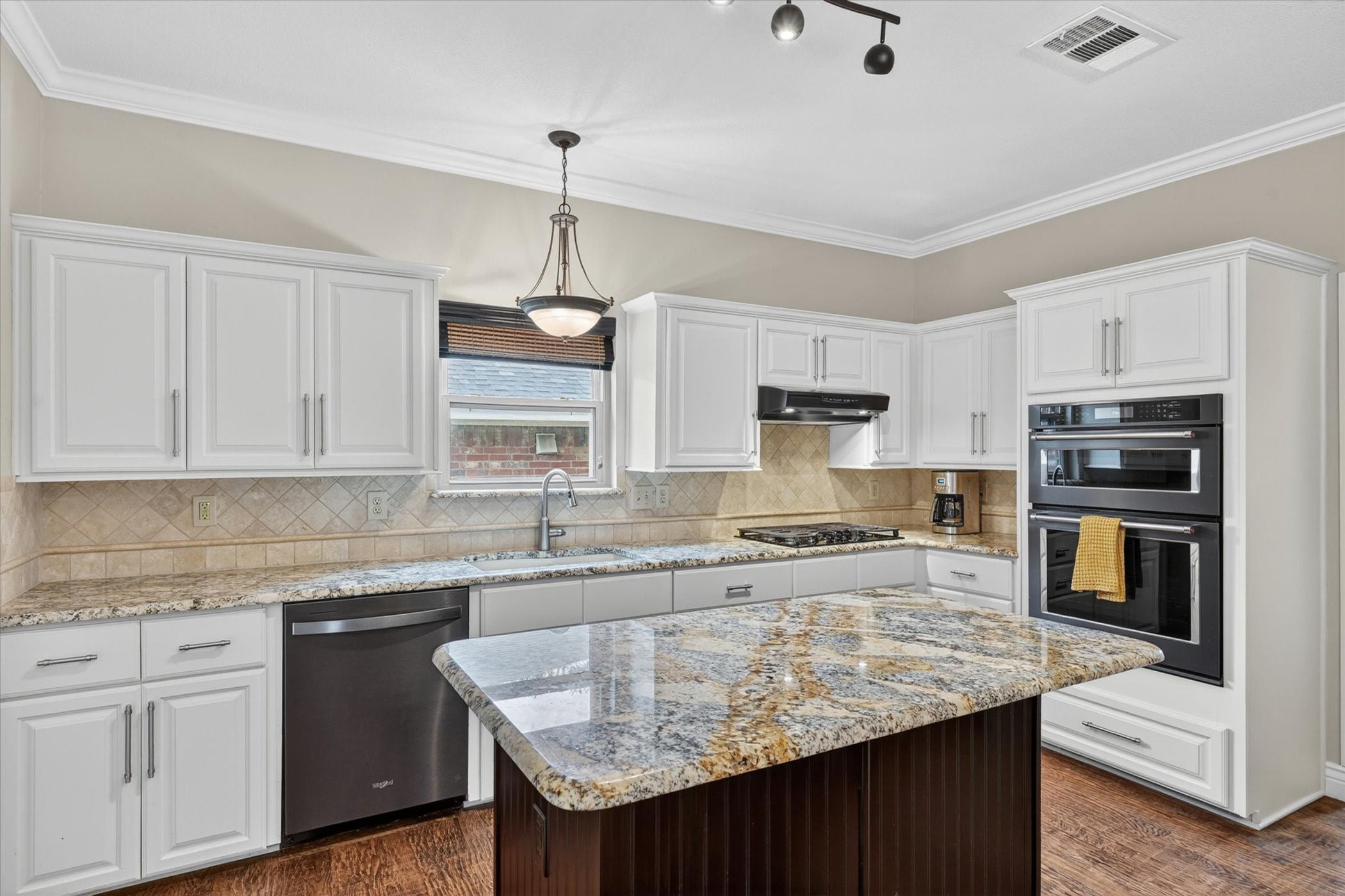 817 Sterling Court Allen TX 75002