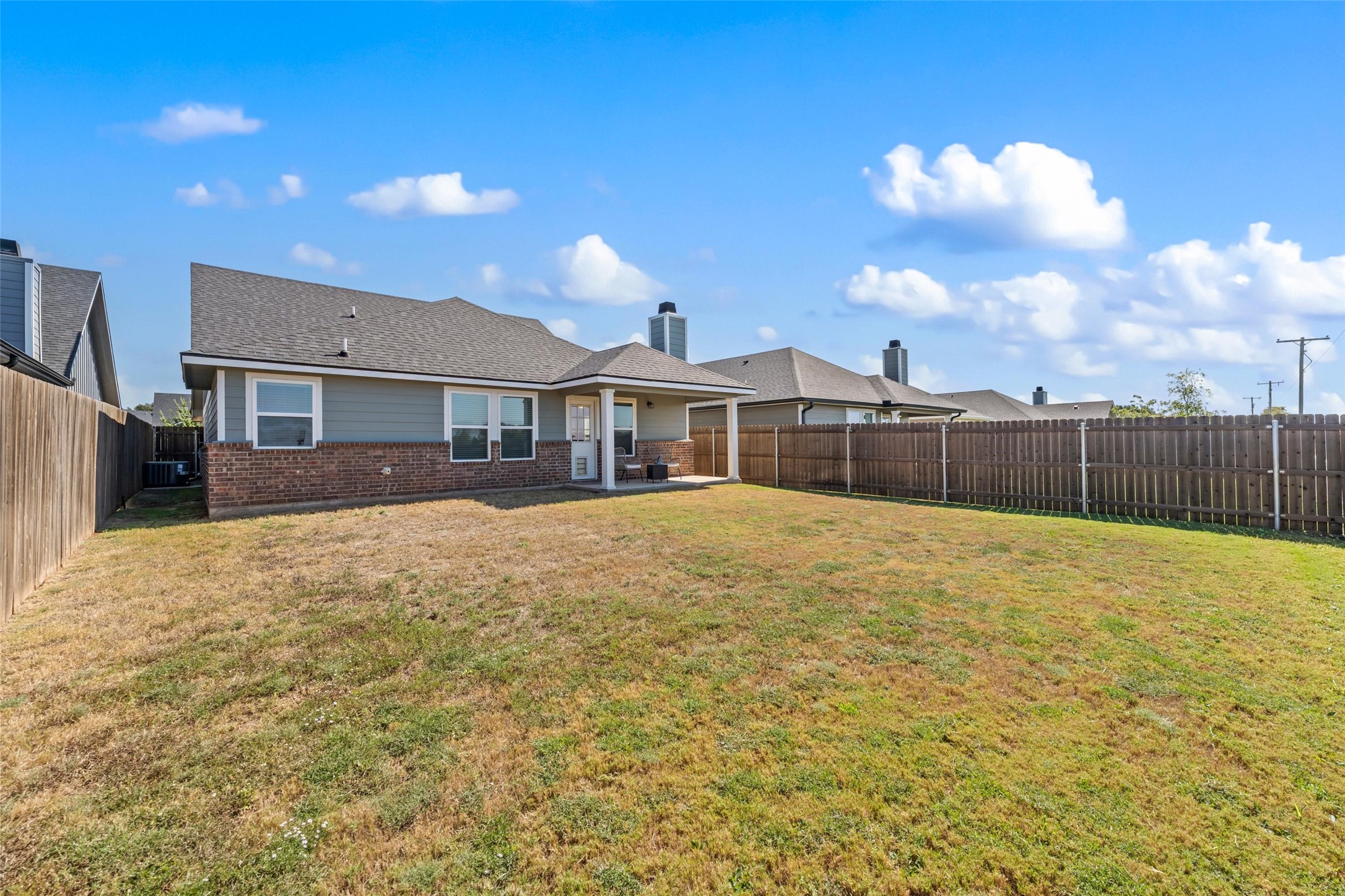 429 Travis Drive Mcgregor TX 76657