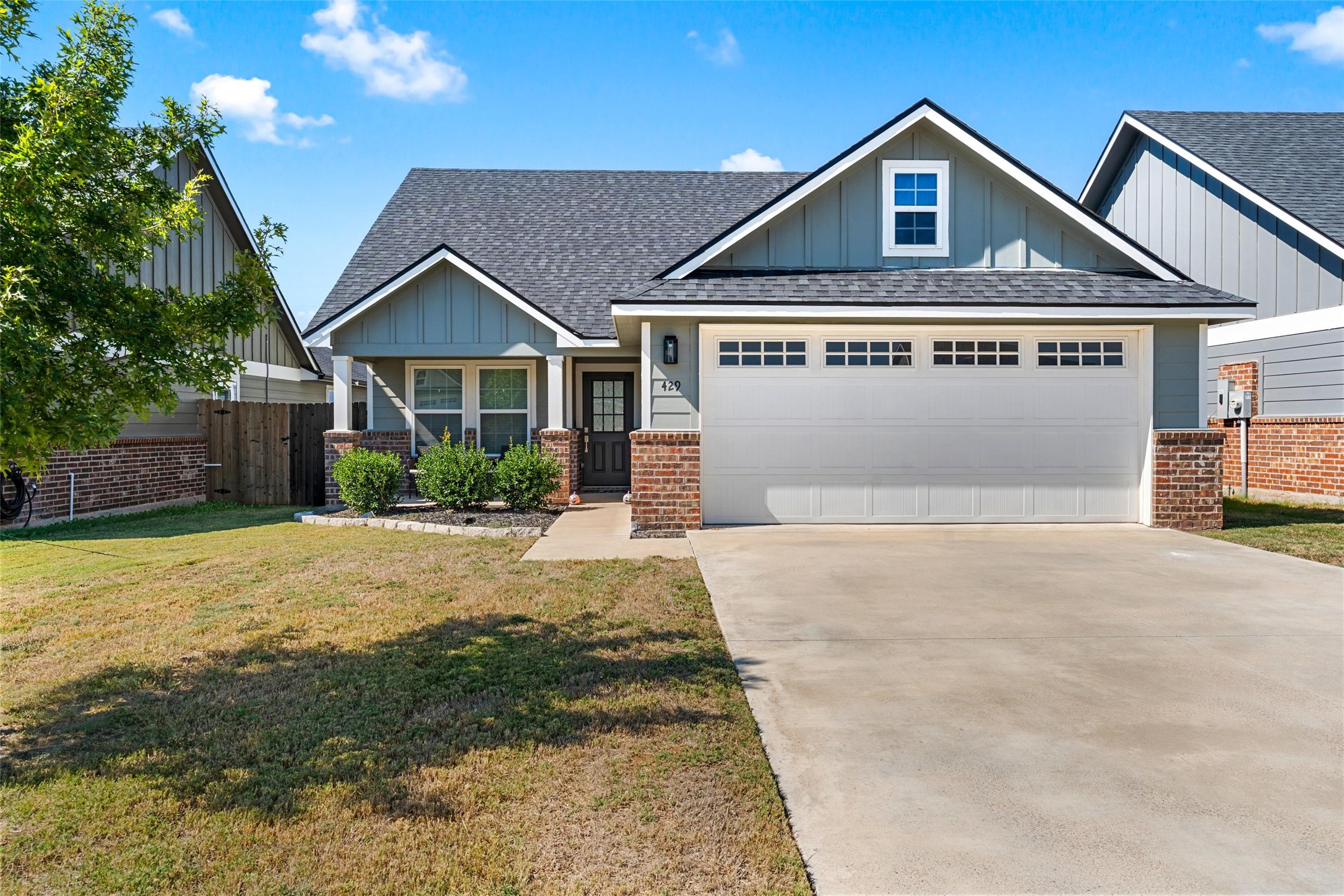 429 Travis Drive Mcgregor TX 76657