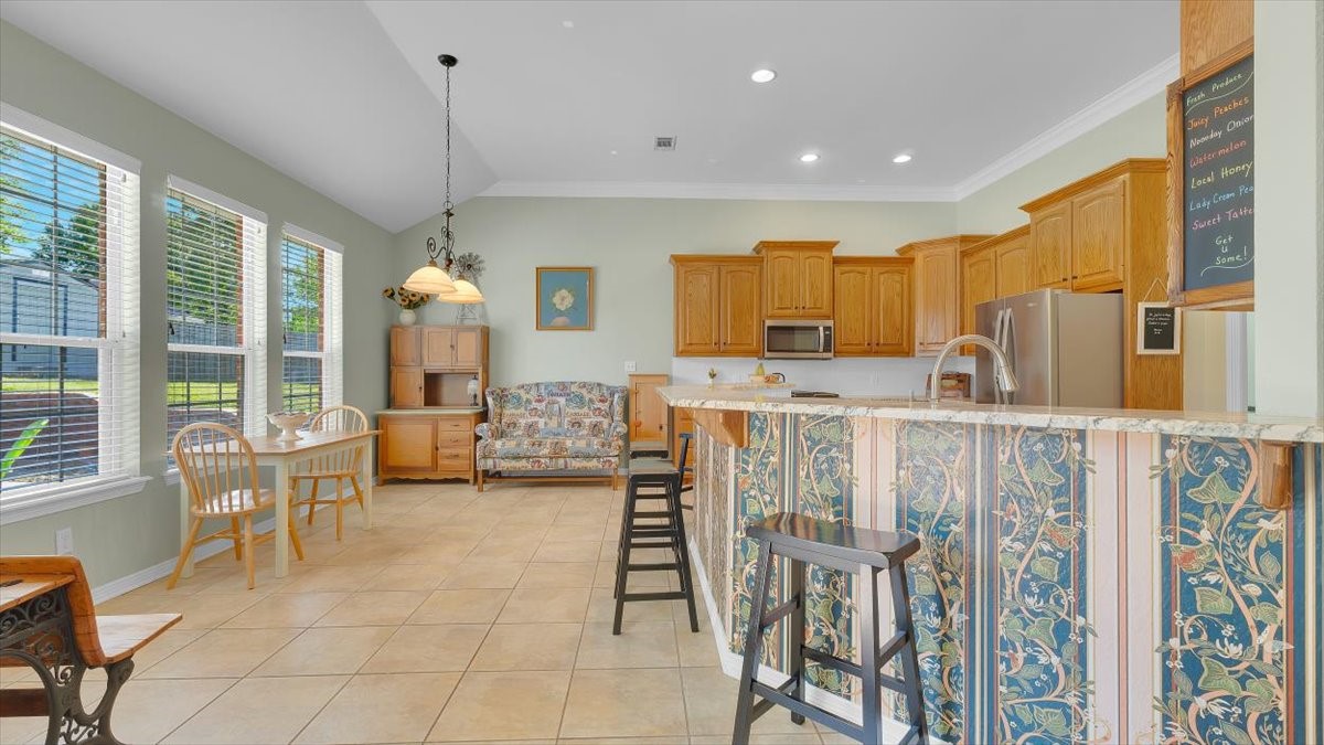 514 Susie Street Chandler TX 75758