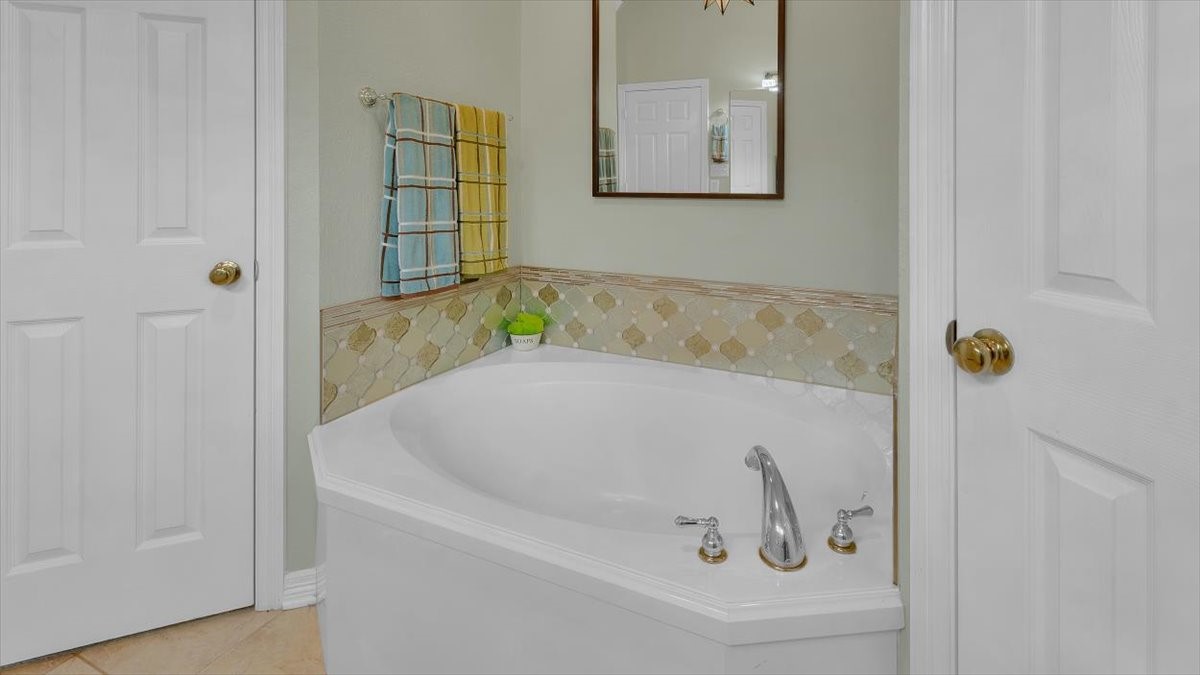 514 Susie Street Chandler TX 75758