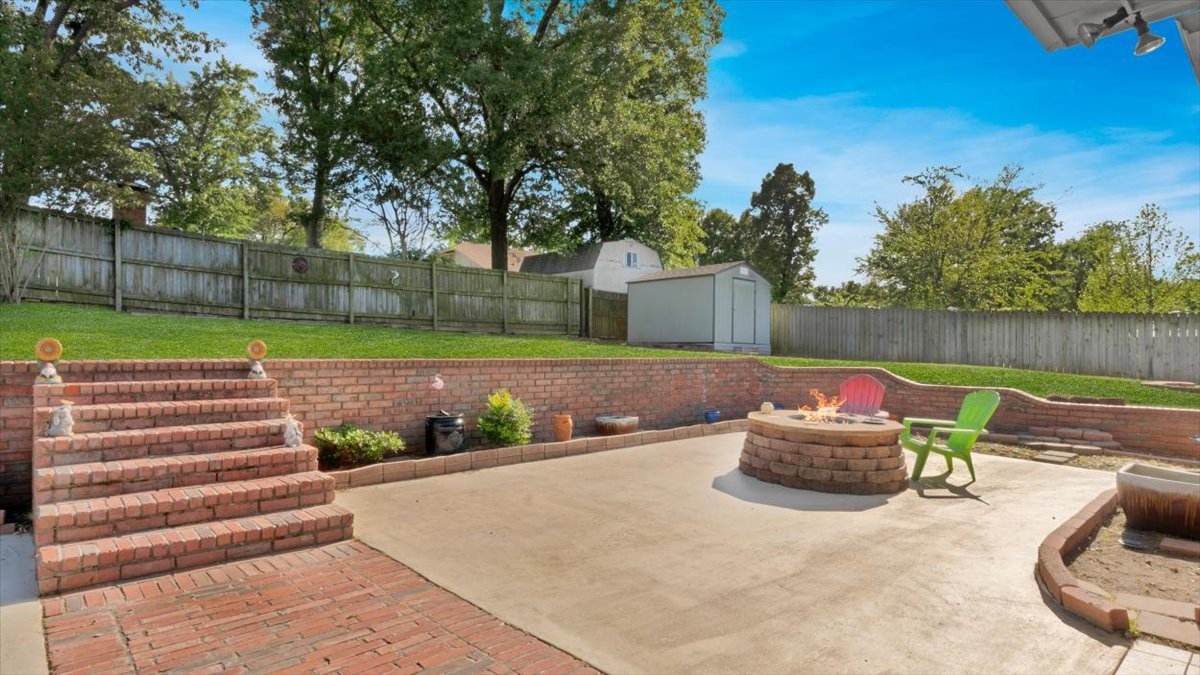 514 Susie Street Chandler TX 75758