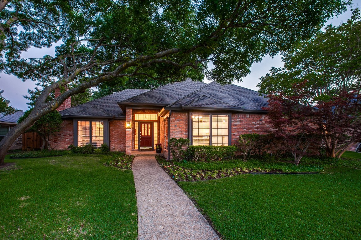 6512 Garlinghouse Lane Dallas TX 75252