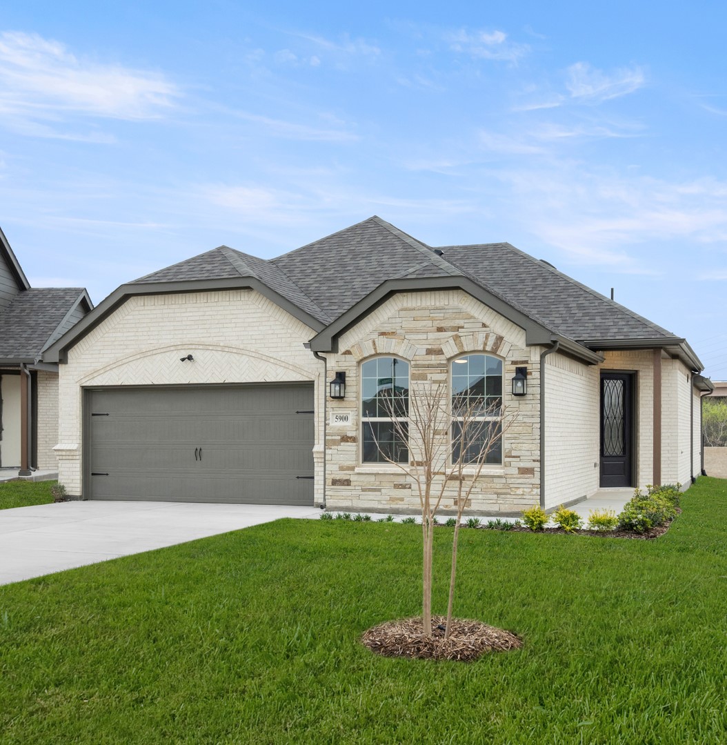 5900 Carmona Trail Fort Worth TX 76123