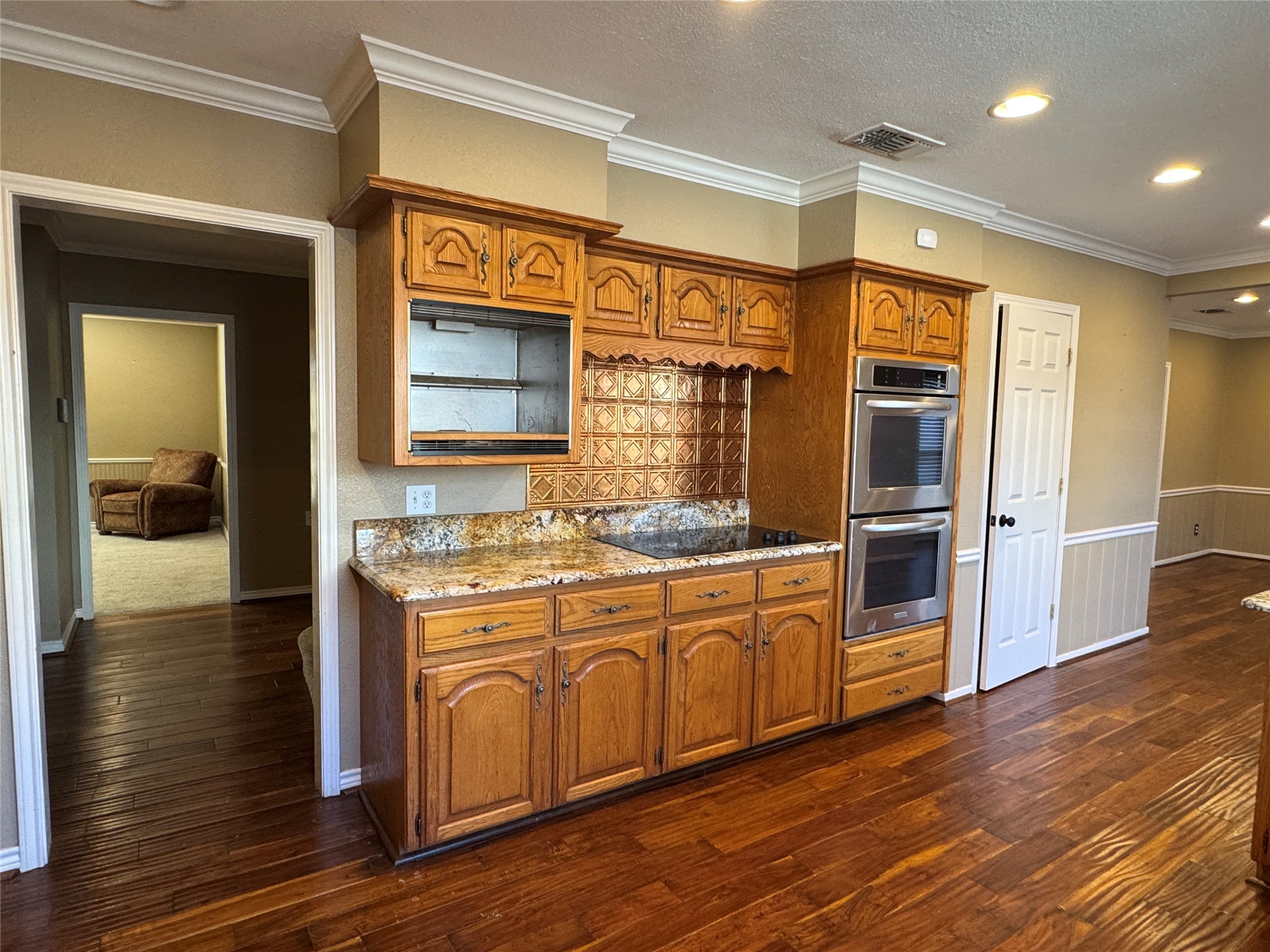 610 W Cedar Street Nocona TX 76255