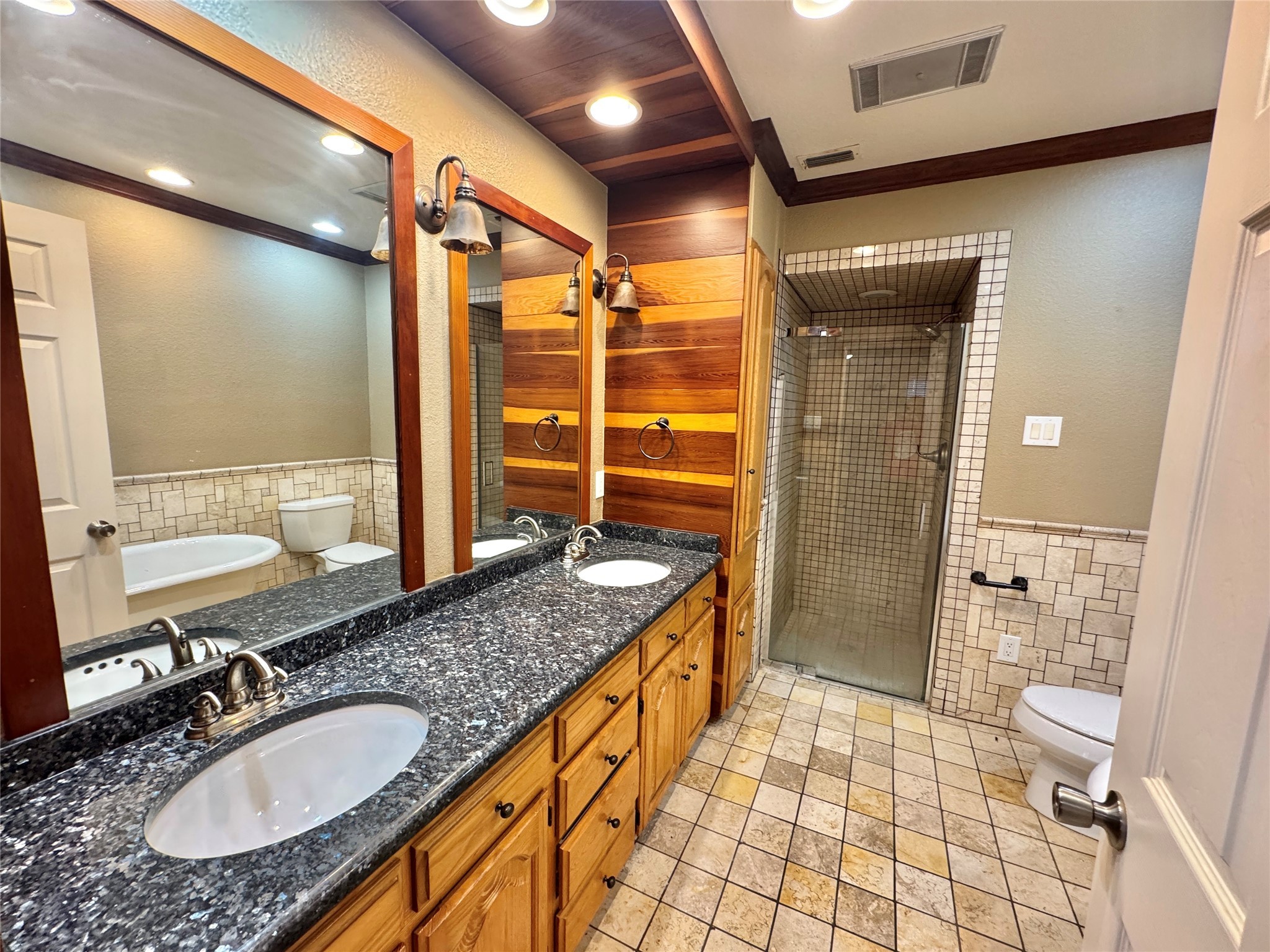 610 W Cedar Street Nocona TX 76255