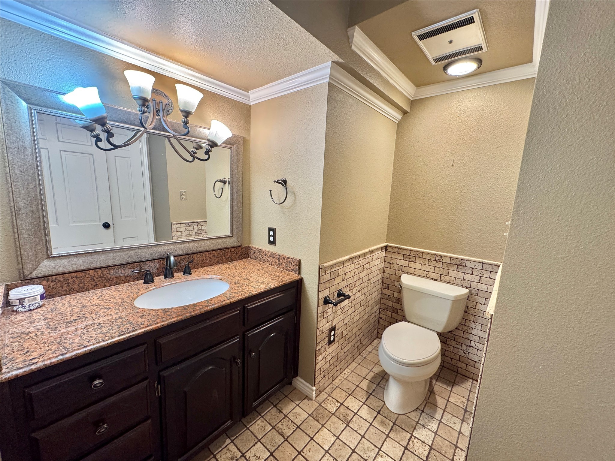 610 W Cedar Street Nocona TX 76255
