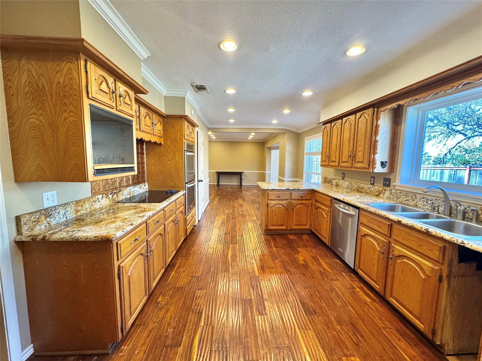 610 W Cedar Street Nocona TX 76255