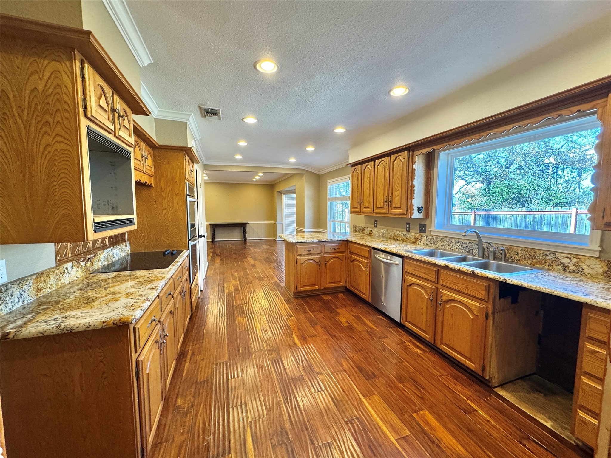 610 W Cedar Street Nocona TX 76255