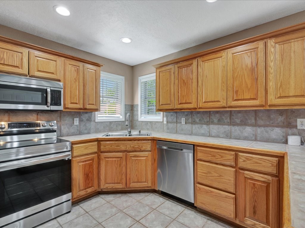 262 Creekwood Drive Huntington TX 75949