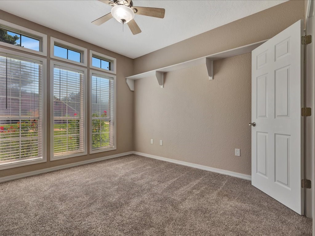 262 Creekwood Drive Huntington TX 75949