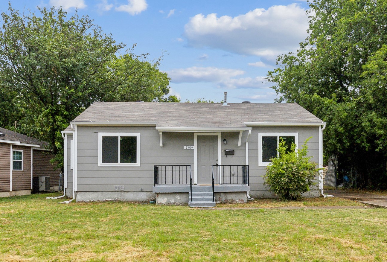 2004 Barlow Avenue Dallas TX 75224