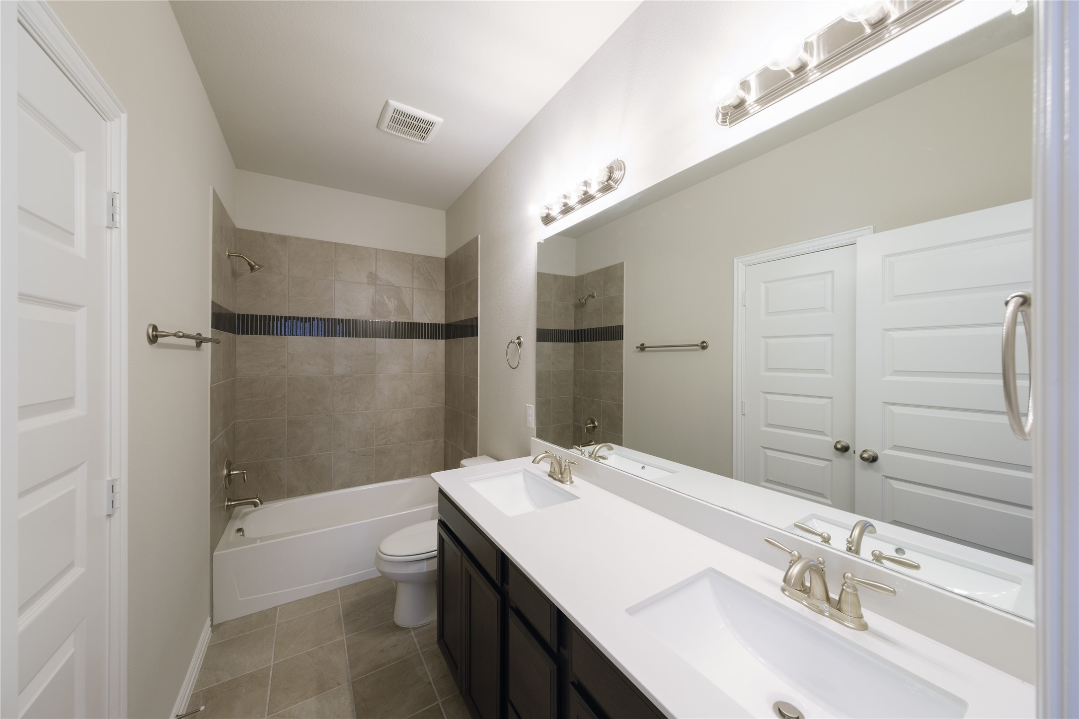 1409 Lady Bird Road Justin TX 76247