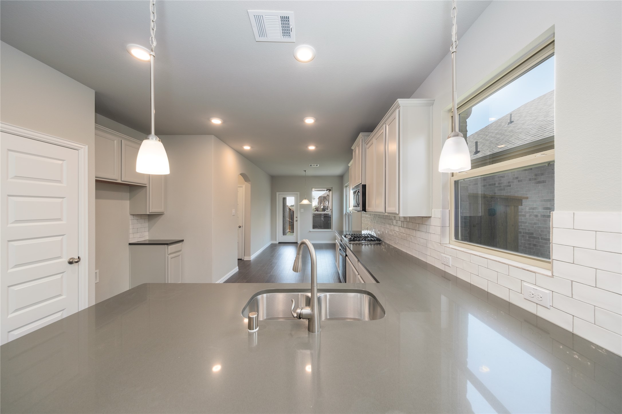 1409 Lady Bird Road Justin TX 76247