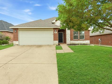 904 Grant Street Burleson TX 76028