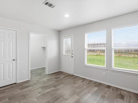 904 Grant Street Burleson TX 76028