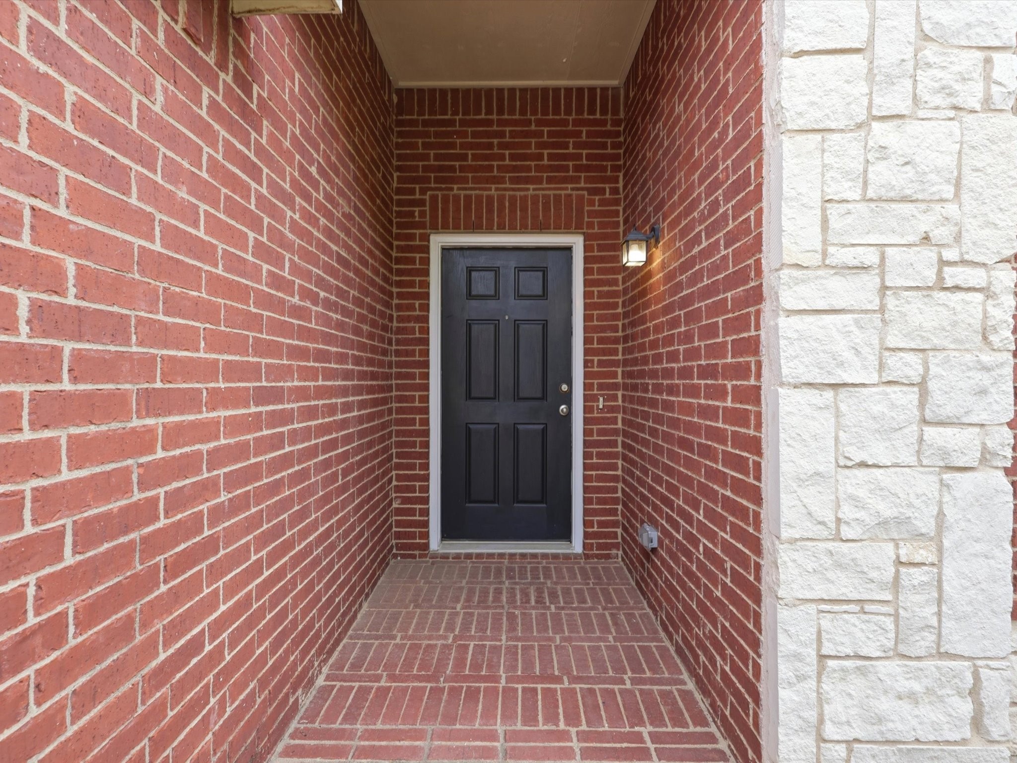 904 Grant Street Burleson TX 76028
