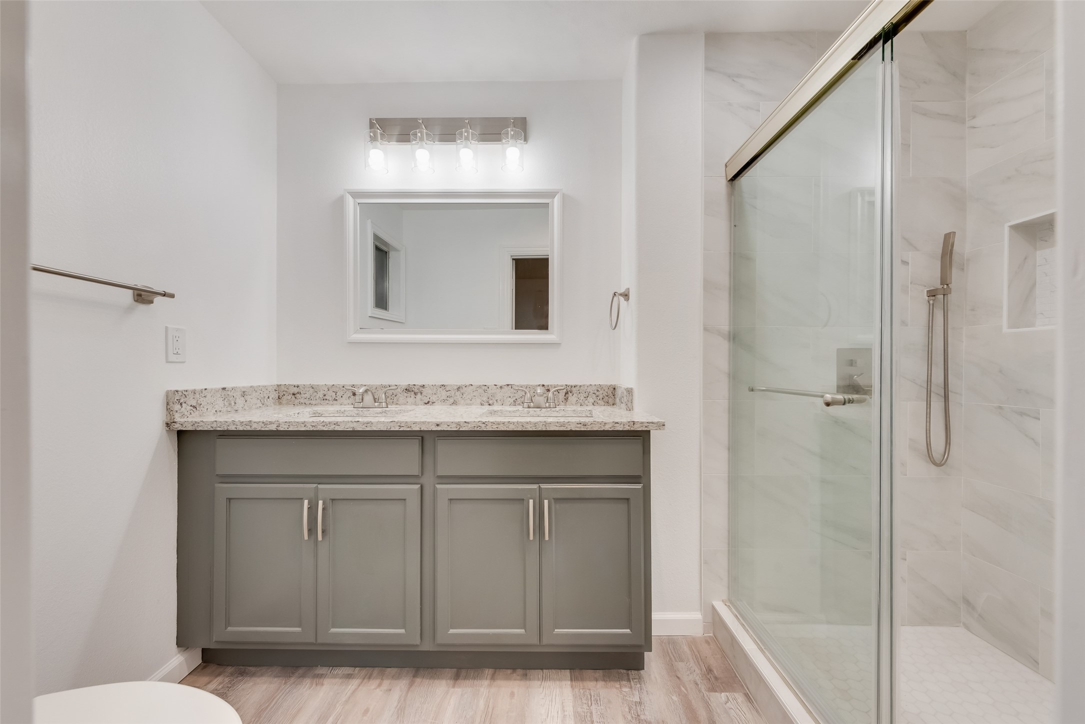 4501 Sabelle Lane Haltom City TX 76117