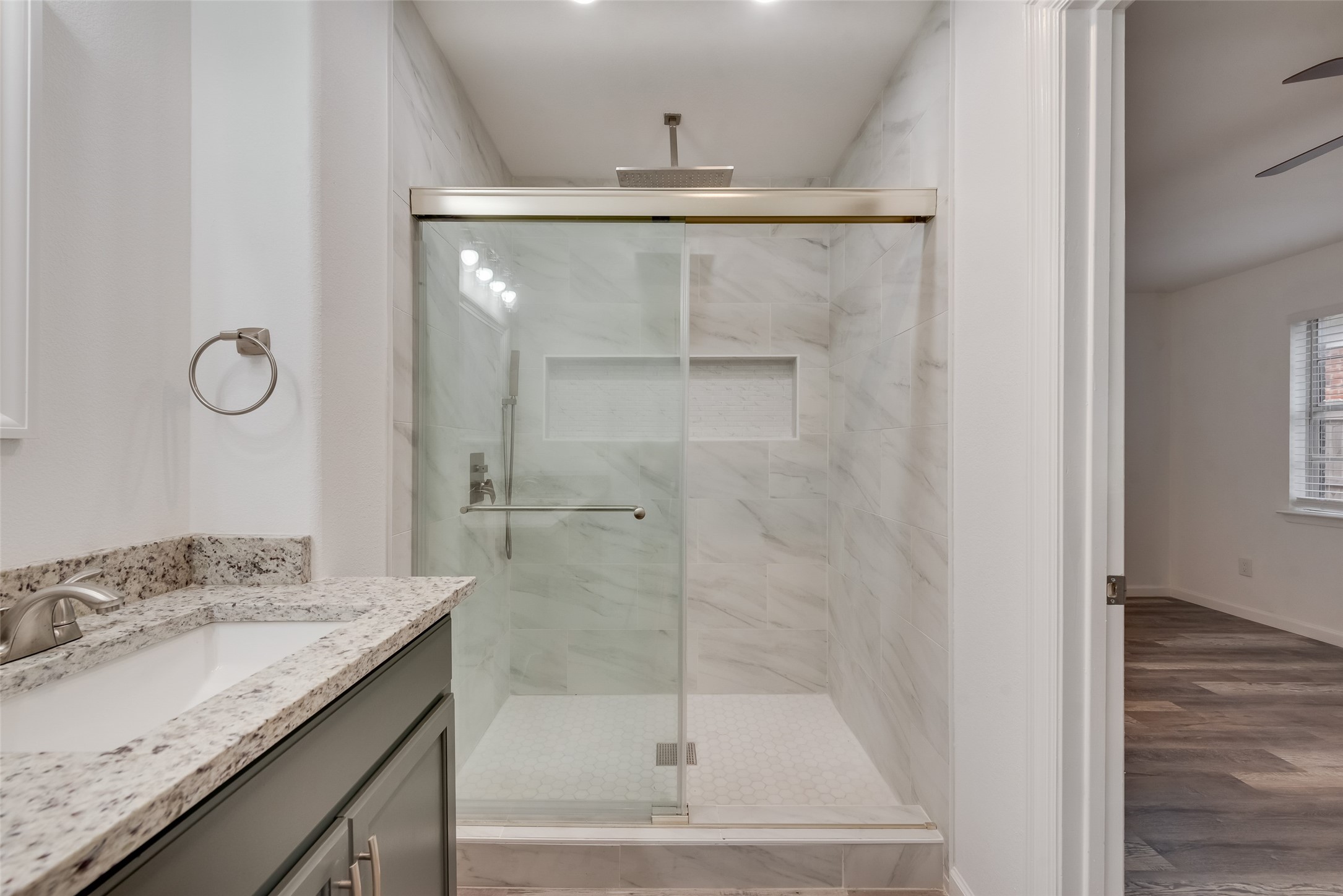 4501 Sabelle Lane Haltom City TX 76117