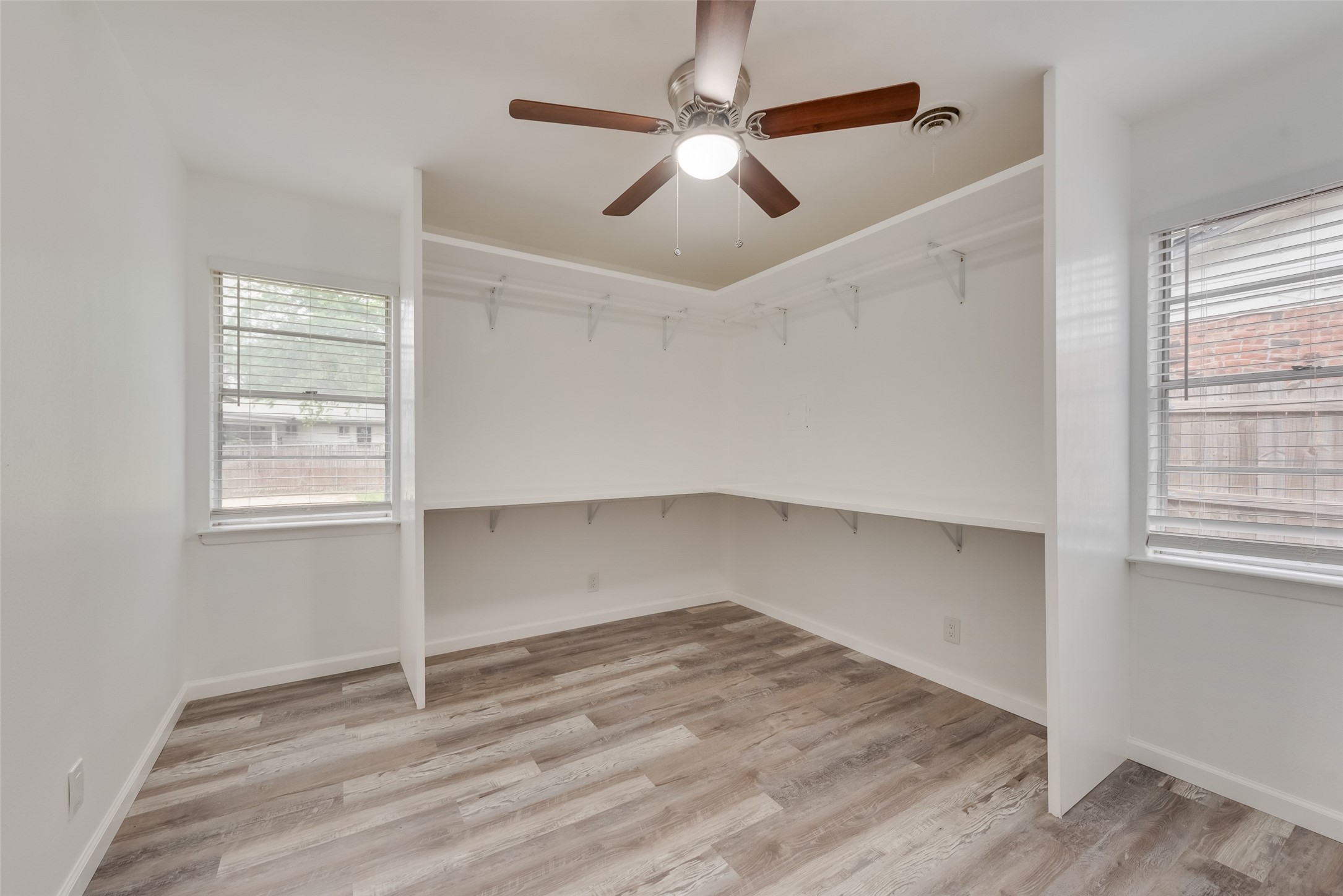 4501 Sabelle Lane Haltom City TX 76117
