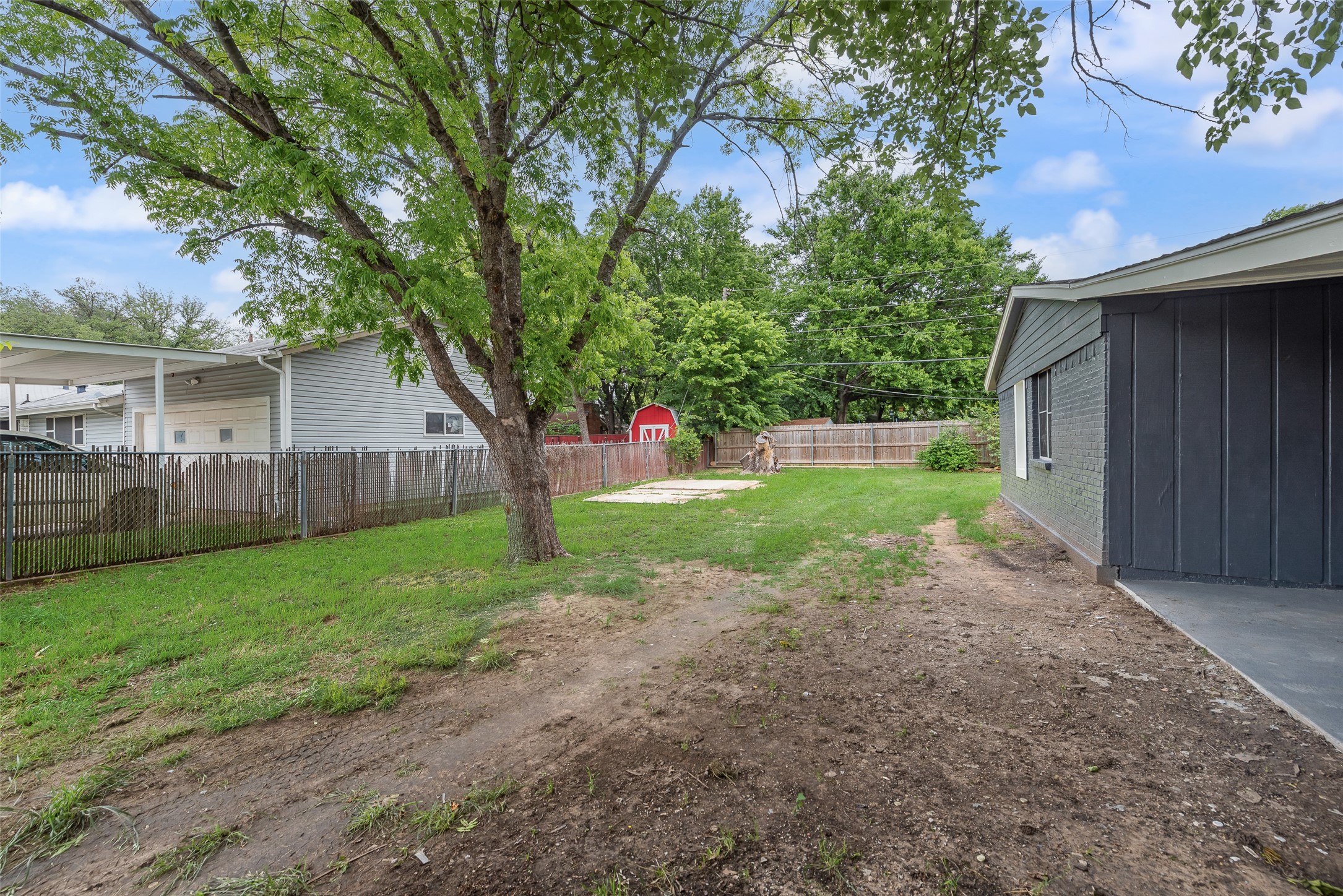 4501 Sabelle Lane Haltom City TX 76117