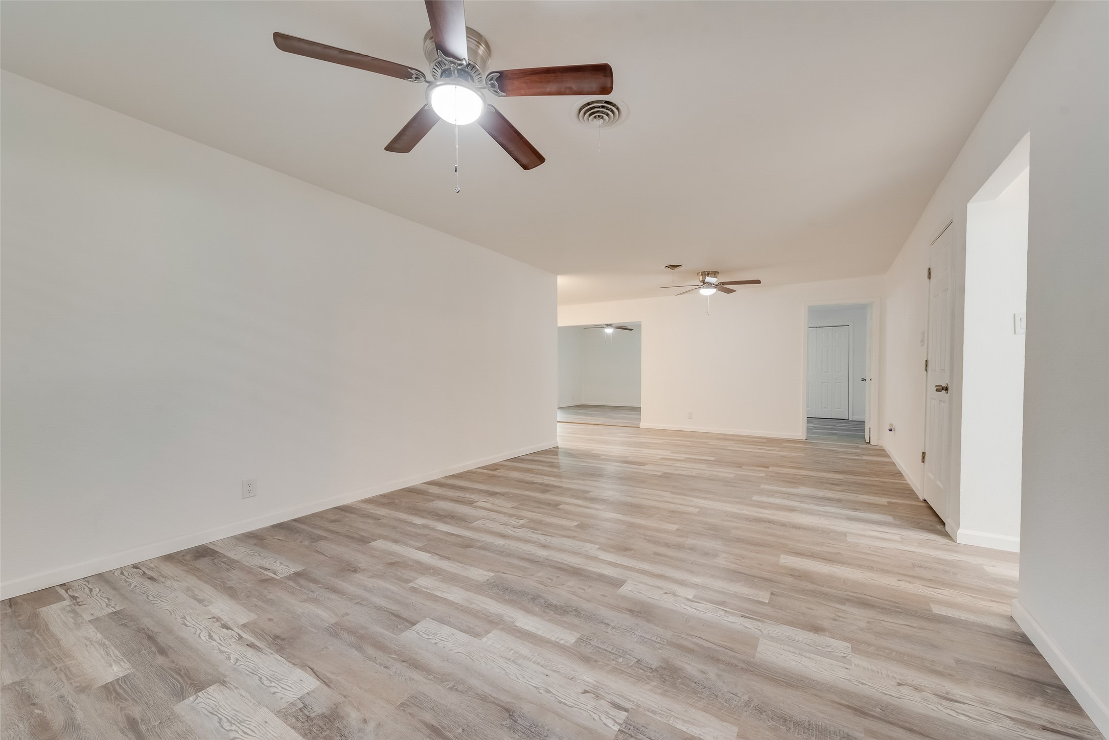 4501 Sabelle Lane Haltom City TX 76117